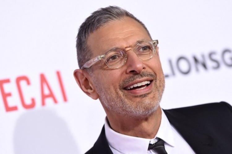 Jeff Goldblum visszatér a dínóvilágba a Jurassic World folytatásában